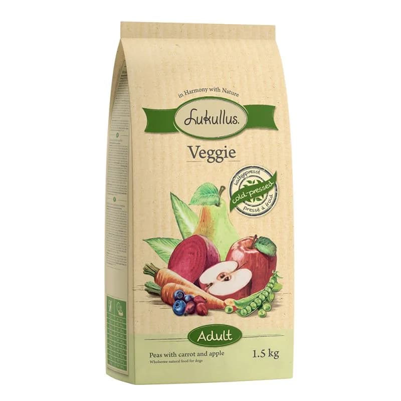 A kraft-paper 1.5kg bag of Lukullus Veggie cold-pressed adult dog food, illustrated with peas, carrot and apple.